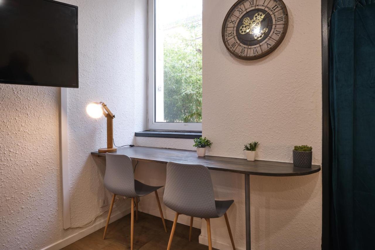 Calme En Centre Ville Appartement , Spacieux Et Renove A 50M De La Place Carnot Carcassone Kültér fotó