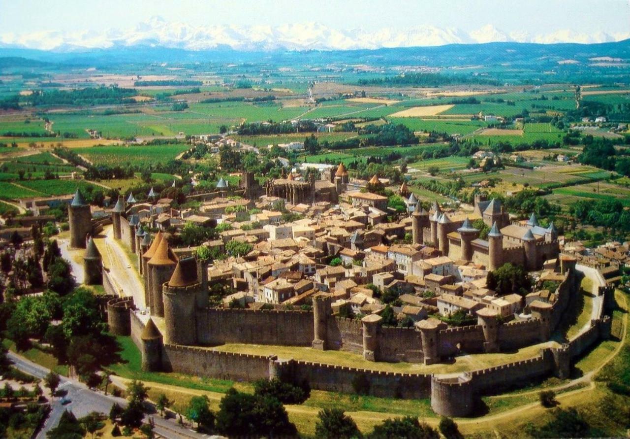 Calme En Centre Ville Appartement , Spacieux Et Renove A 50M De La Place Carnot Carcassone Kültér fotó